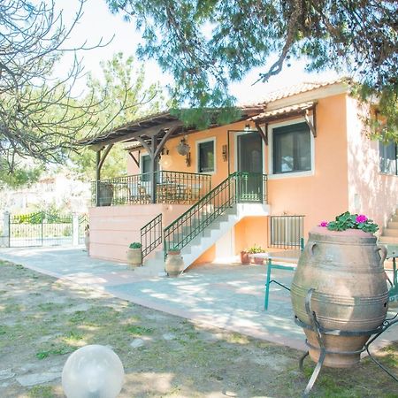 Villa Pefka Nikiti  Exterior photo